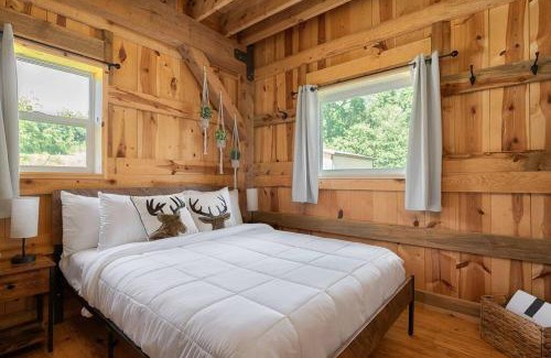 Kent House | The Rustic Retreat