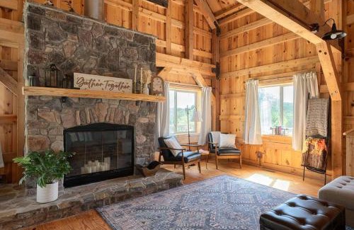 Kent House | The Rustic Retreat