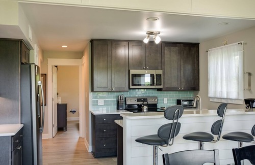 Ocean Sands House | The Salty Unicorn: Comfy, Oceanside 3-bedroom home, only 500 feet from the beach