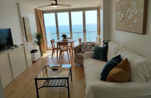 Cullera Apartment | The Sea Retreat - 1st line and facing the sea