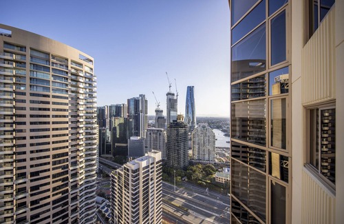 The Rocks Apartment | The Sebel Quay West Suites Sydney