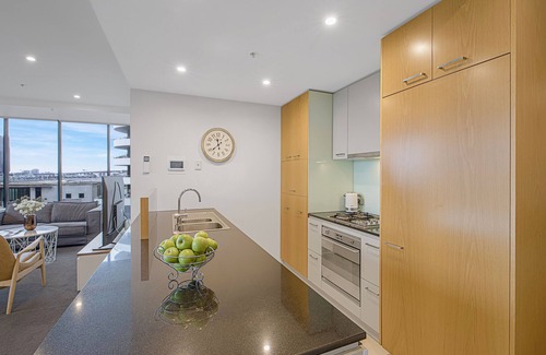 Docklands Apartment | The Sebel Residences Melbourne Docklands Serviced Apartments