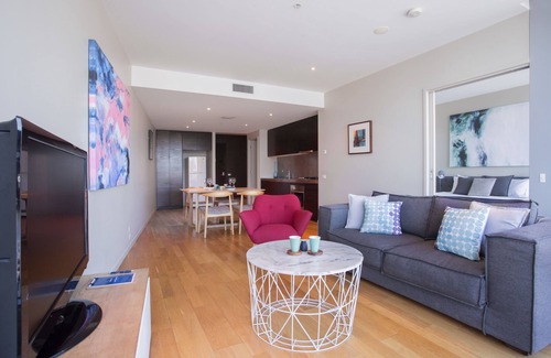 Docklands Apartment | The Sebel Residences Melbourne Docklands Serviced Apartments