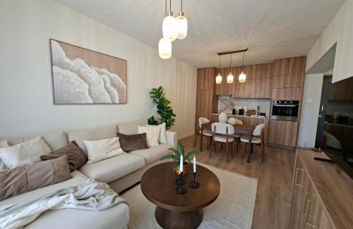 Larnaca Apartment | The Serene Suite