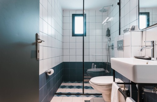 Kerem HaTeimanim Hotel | The Seven Seas Tel Aviv