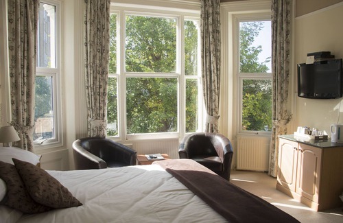 Eastbourne City Centre Bed & Breakfast | The Sheldon B&B