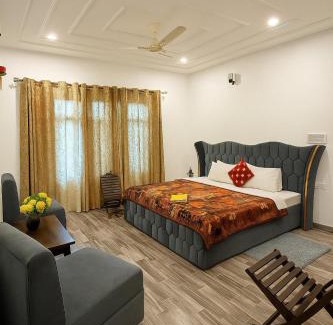 Nishat-Shalimar House | The Shesh Bagh Boutique - Garden Stay Near Dal Lake & Mughal Garden