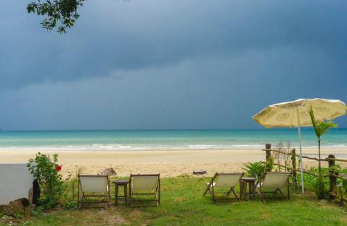 Ko Chang Bed & Breakfast | The Shore Koh Chang Boutique Resort