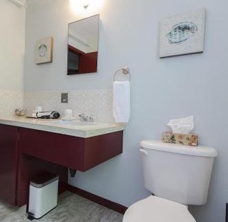 Queens Square Hotel | The Sonata Inn