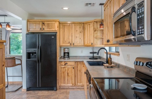 Cornville House | The Spring House Pool, Hot Tub, Sedona, Wineries
