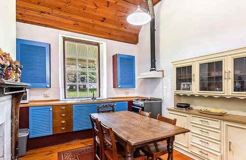 Port Fairy Cottage | The Stables - Ideal choice for a unique farm experience, offering 2 bedrooms and 1 bathroom and view