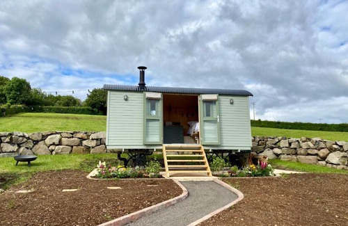 Lisnagunogue Other | The Stone Wall Hideaway