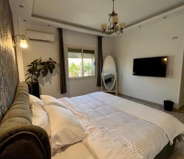The 5th Settlement Apartment | The SuitInn Villa 160
