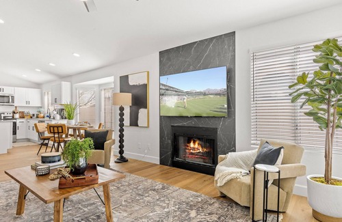 The Islands House | The Sunseeker near downtown Gilbert w/optional heated pool