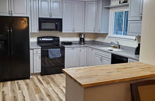 Deep River Township House | The Timberwolf Retreat