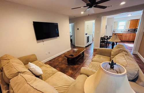 Fayetteville House | The Tranqui Spot