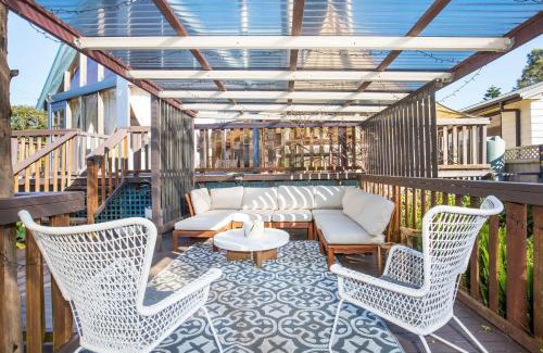 Culburra Beach House | The Treehouse Pet Friendly 2 Mins Walk to Beach