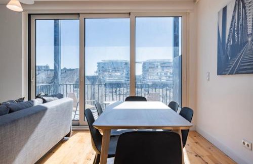Alcantara Apartment | The Urban Oasis by Innkeeper