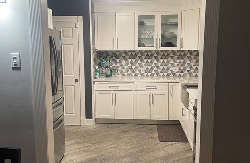 Hillside House | The Vault: Where Dreams Become Reality