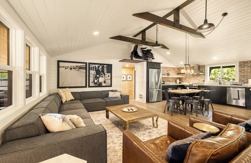 Monroe House | The Villa at Richardson Creek, brought to you by "The PNW Landing" Monroe