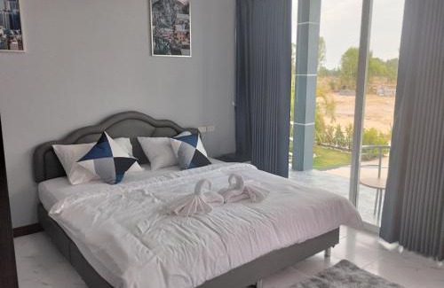 Prakhon Chai Hotel | The Village