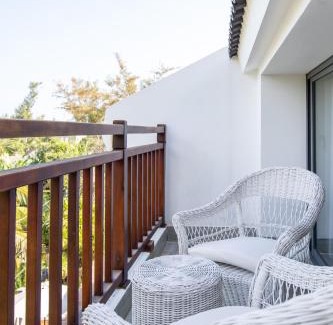 Cam An Hotel | The Watermark Beachside Hotel