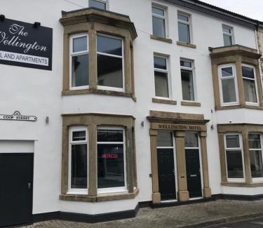 Blackpool Town Center Bed & Breakfast | The Wellington House Hotel