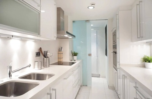 Eixample Apartment | THE WHITE HOUSE, BCN CENTER