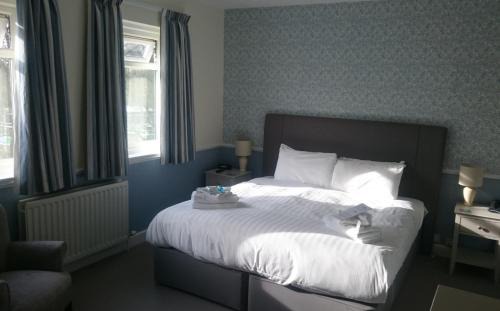 Muston Hotel | The White Lodge Hotel