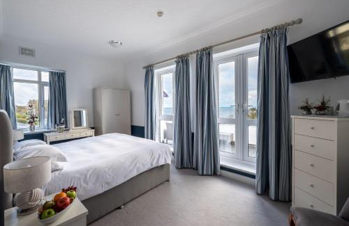 Muston Hotel | The White Lodge Hotel