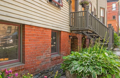 Downtown Halifax Apartment | The Willis Suite steps from the waterfront