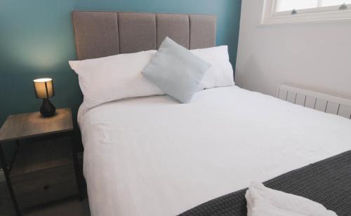 Leamington Spa Apartment | The Windsor Club Apartment