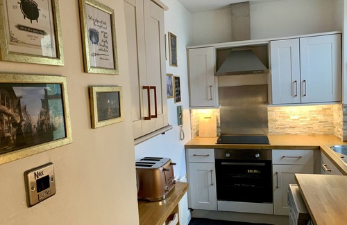 South Charlton Cottage | THE WIZARD'S LOFT, family friendly in Alnwick