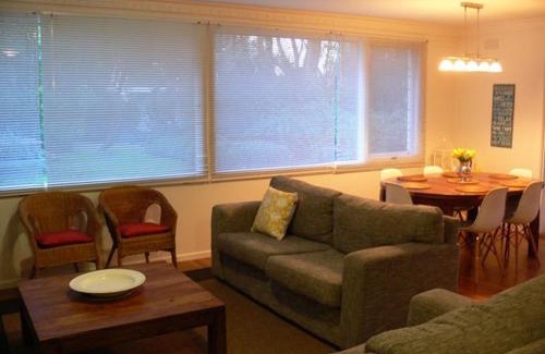 Silverleaves House | The Woodland Cottage at Silverleaves Beach