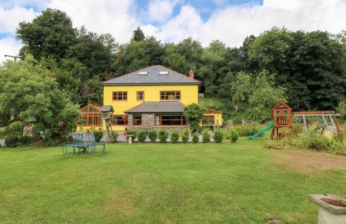 Narberth House | The Woodlands Lower Level