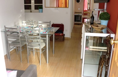 Santa Marinha Villa | The Yellow House 2 :)