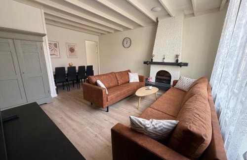Den Burg Apartment | Theislandlife 4p Centrum Texel