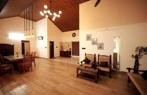 Perumbaikad Apartment | Thekkaniyil Homestay