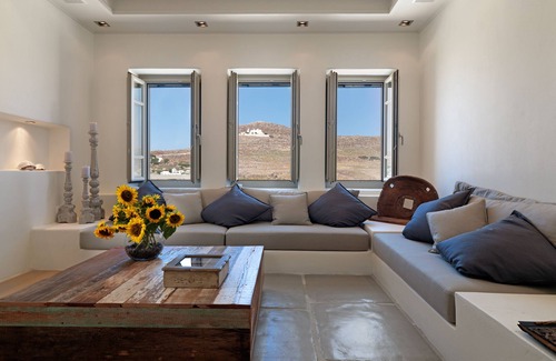 Chora Folegandros Apartment | "Themonies Luxury Suites" offer a unique accommodation