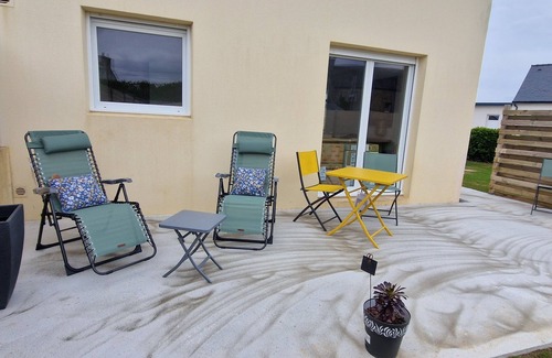 Cleder House | THEVEN MOR, house 700 m from Amiets beach, enclosed garden