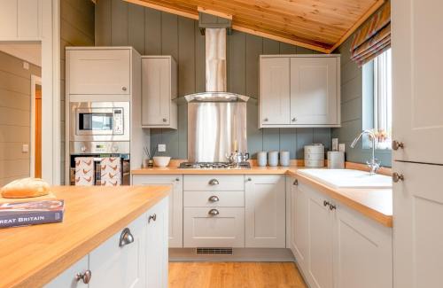 Lauder Resort | Thirlestane Woodland Lodges