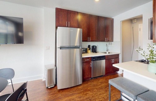 Germantown Apartment | This apartment is a 2 bedroom(s), 1 bathrooms, located in Philadelphia, PA.