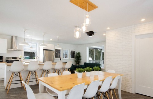 Saint-Leonard-de-Portneuf Ski Chalet | This country house is built on two floors with 4 bedrooms.