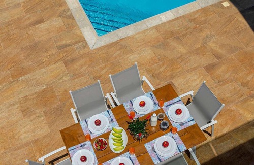 Pomos House | This fantastic, air-conditioned beachfront property is a perfect getaway for holiday makers wanting