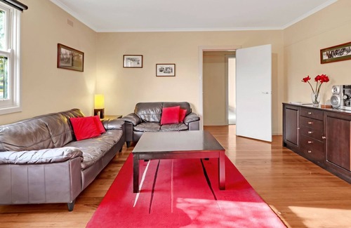 Mansfield House | This home isGreat for families and small groups set right in the heart of Mansfield.
