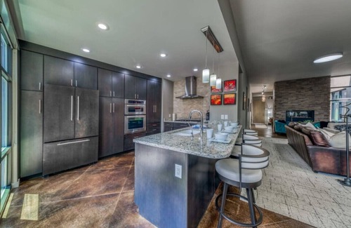 Alto Apartment | This Is It!-Gorgeous Southwest Modern Luxury!