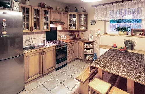 Milakowo House | This large cottage is located on an enclosed natural plot on the water (Noter Duzy lake) in Janowo.