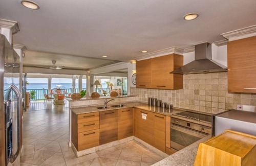 Sunset Crest Apartment | Three Bedroom Beach front apartment in Holetown with super seaviews