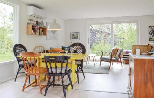 Olsted House | Three-Bedroom Holiday Home In Olsted
