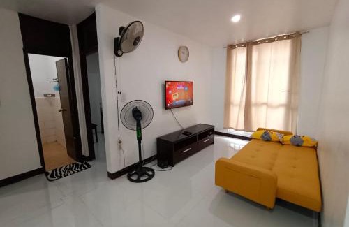 Lapu-Lapu Apartment | Three-Bedroom Holiday Home - 4th Floor Stairs Only